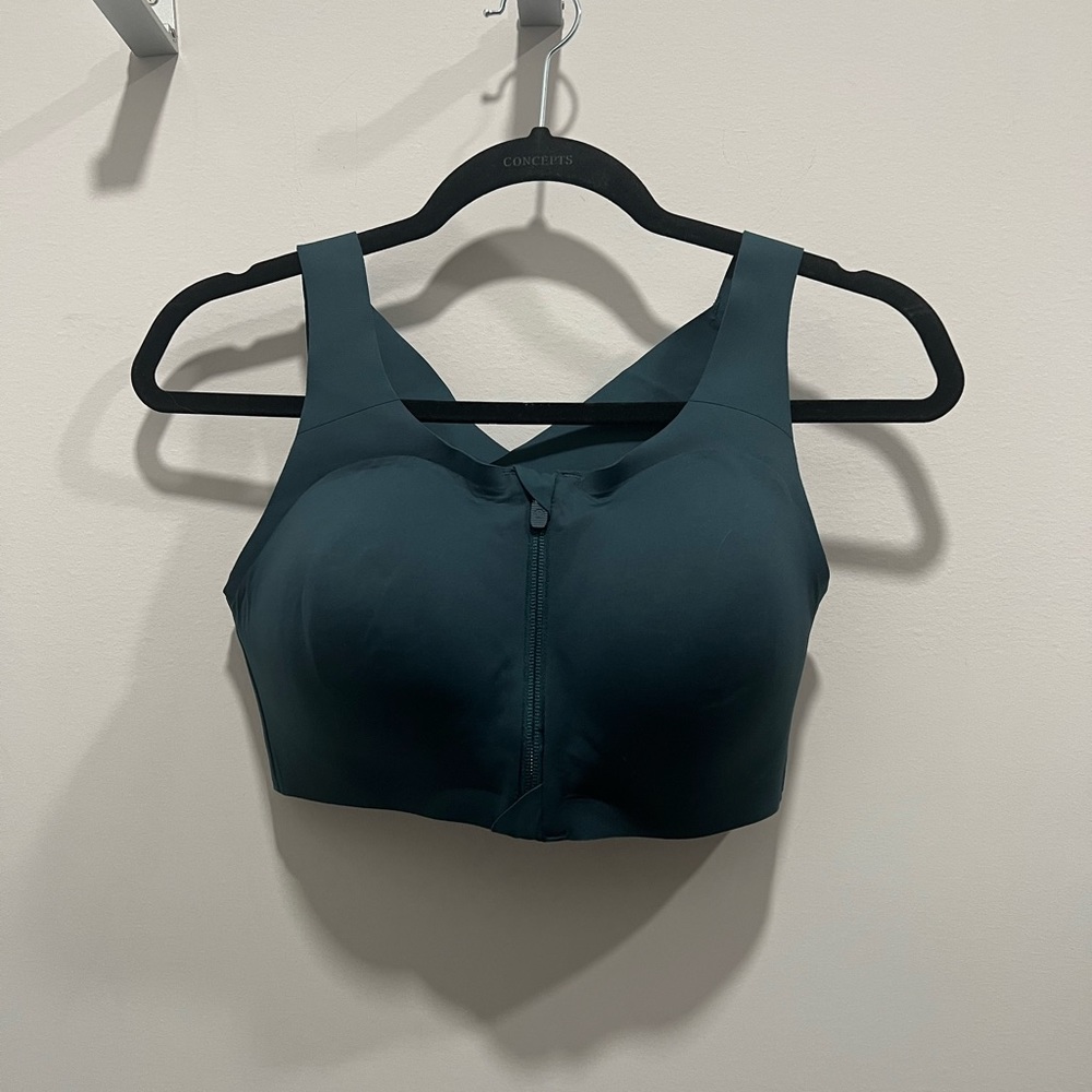 Lululemon NWT Enlite Zipfront Sports Bra 36D Green